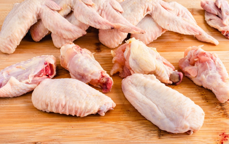 raw chicken wings near me