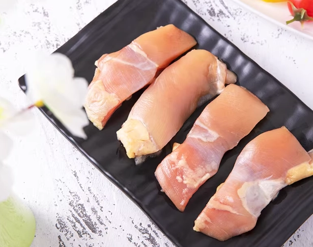 protein in boneless chicken thigh