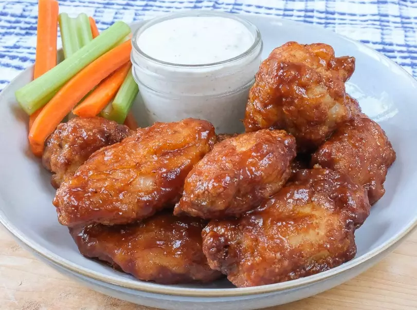 frozen chicken wings thawing