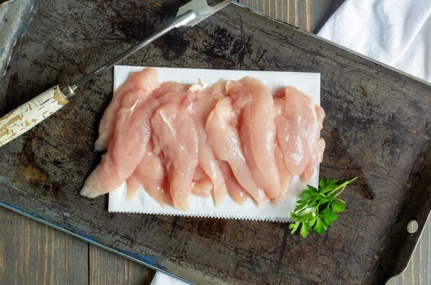 chicken tenderloin nutrition