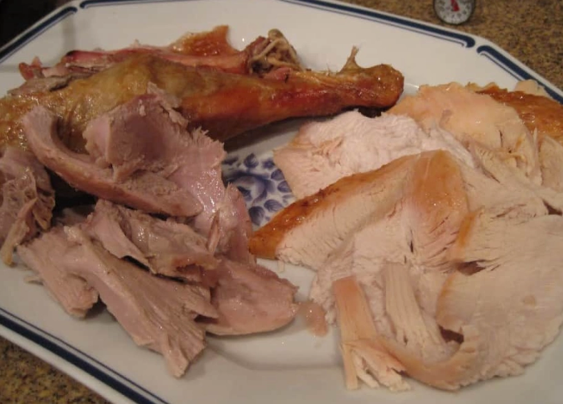 chicken breast vs thigh nutrition