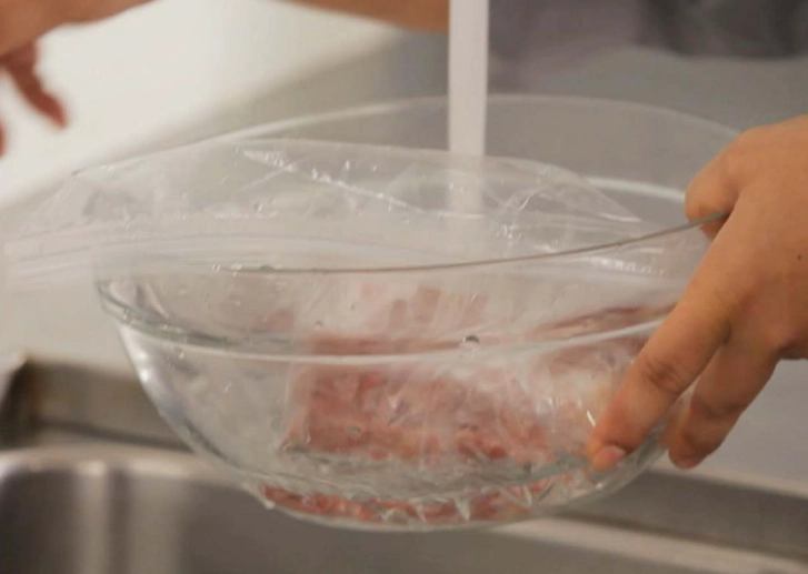 safely thaw chicken safely thaw chicken