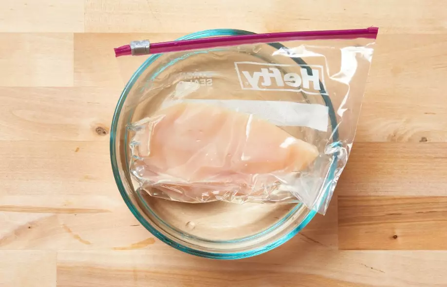 how long does chicken take to defrost