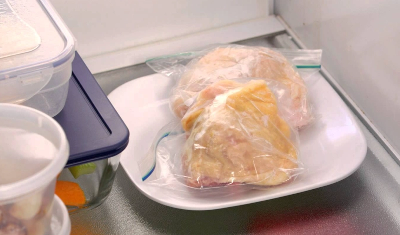 how to thaw chicken safely