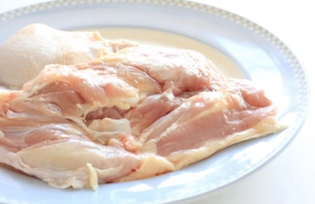 chicken boneless thigh calories