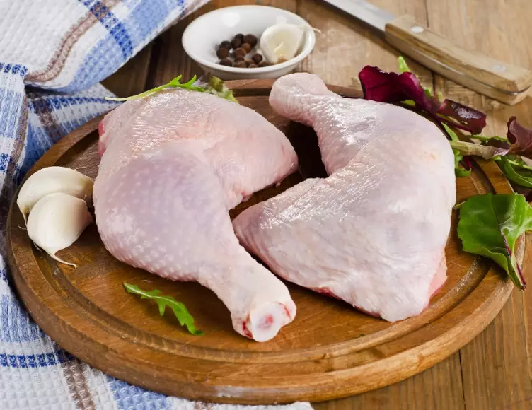 boneless chicken thigh calories