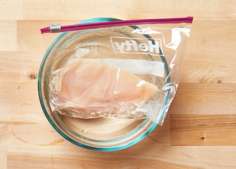 how long to defrost chicken in fridge